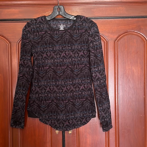Cuddl Duds Multi Color Soft Top With Thumb Holes Size Small - Picture 1 of 7